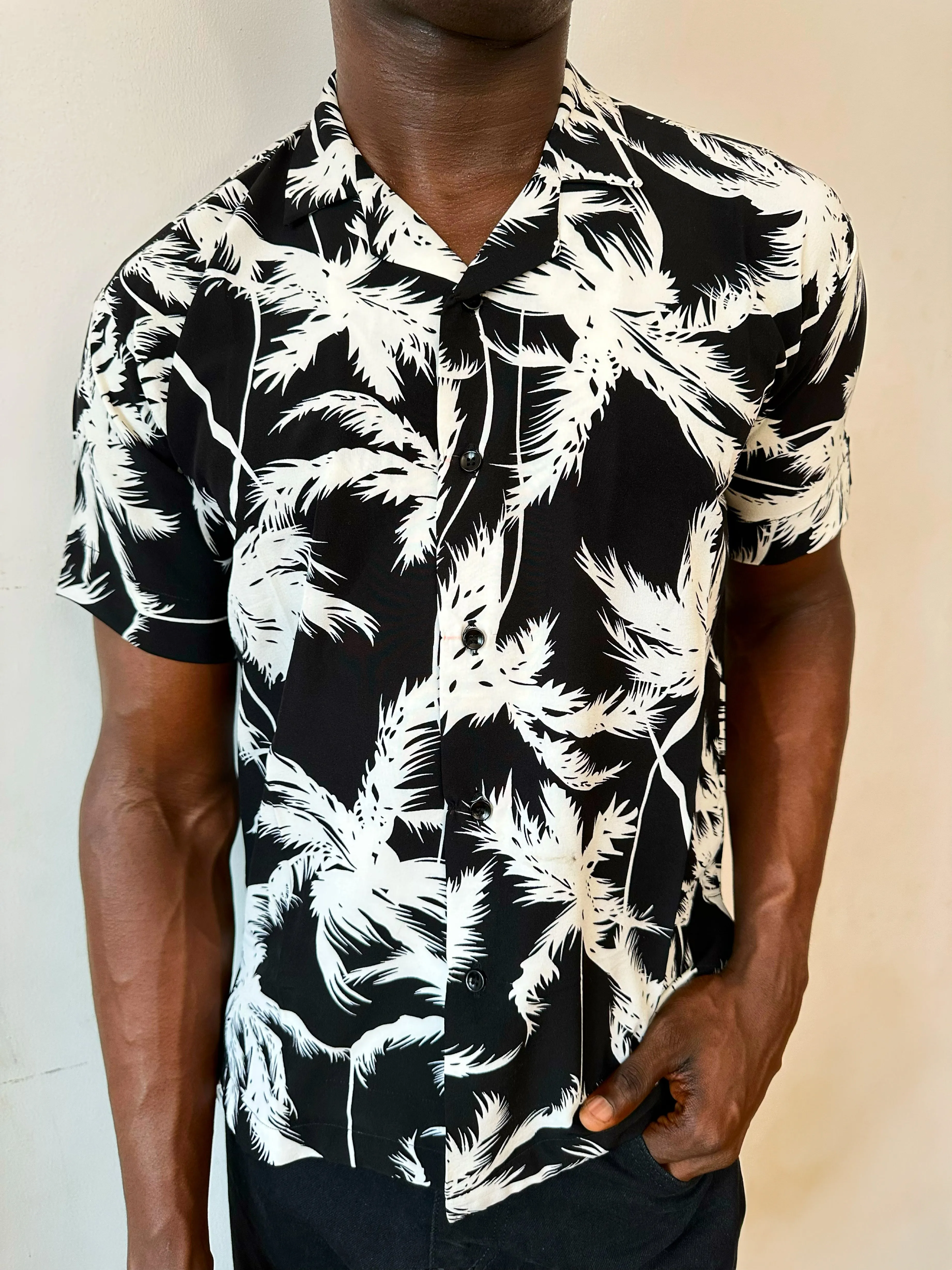 Cole Relaxed Abstract Print Cropfit Cuban Shirt