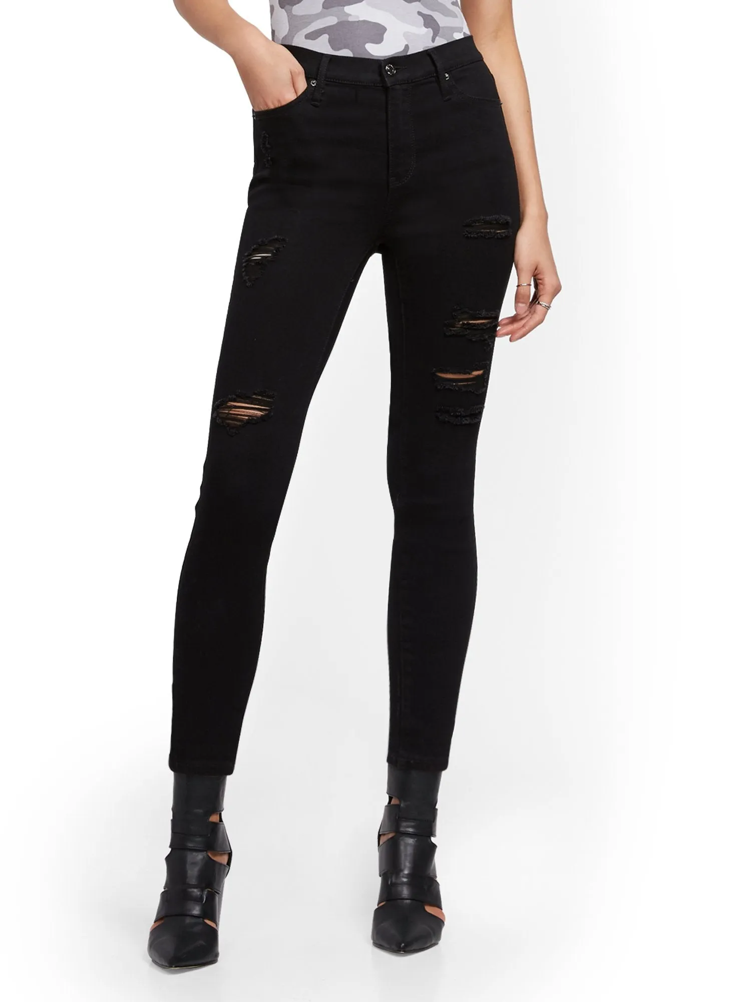 High-Waisted Super-Skinny Ankle Legging - Black