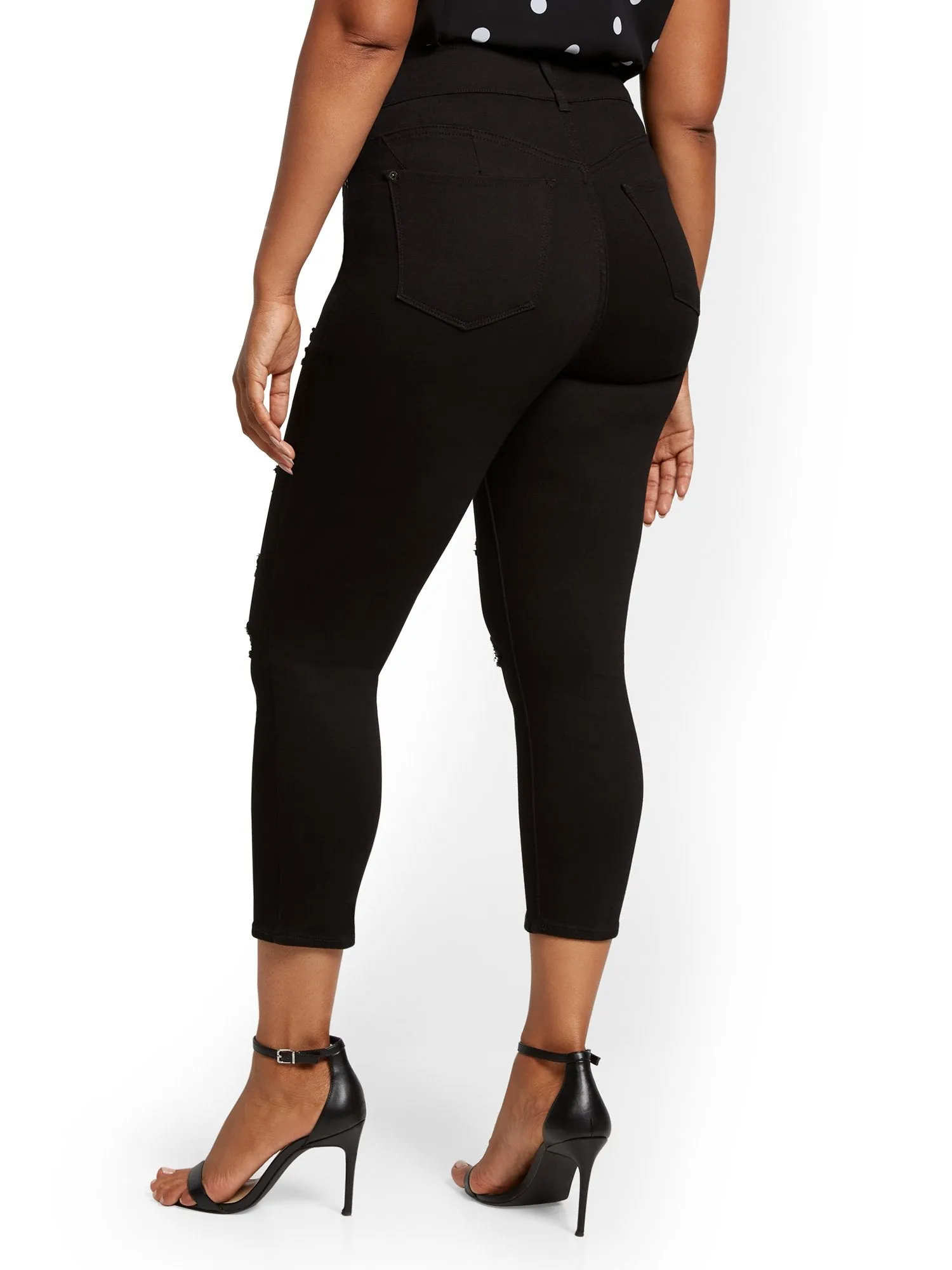 Mya Curvy High-Waisted Sculpting No Gap Super-Skinny Capri Jeans - Black