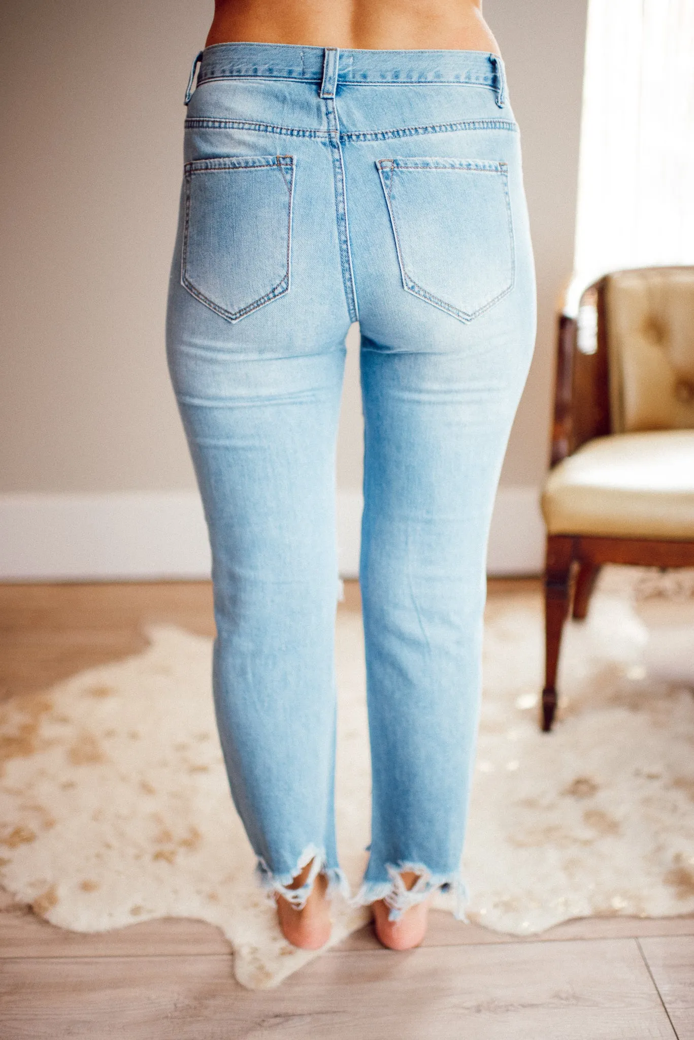 NYC Straight Crop Jeans (Light)